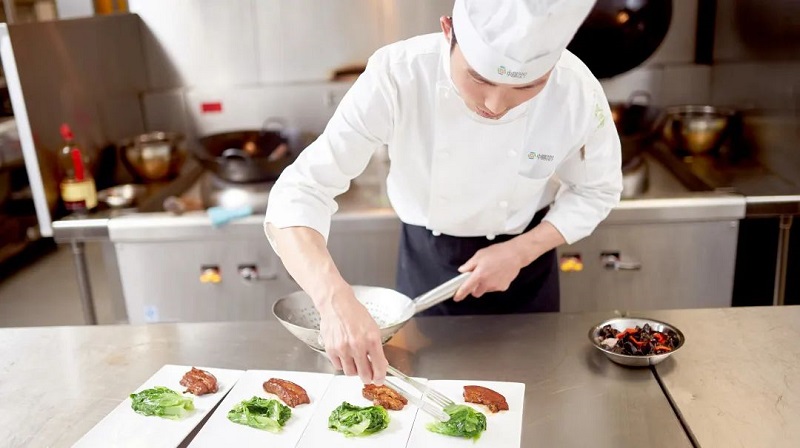食堂承包公司“從種子到筷子” 打造健康團餐全產業鏈體系